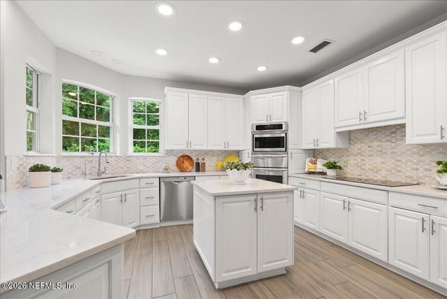 13832 ADMIRALS BEND Drive, Jacksonville, FL 32225