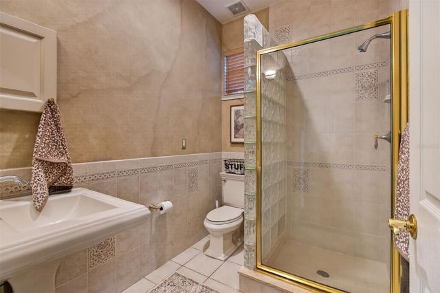 1298 SEVILLE LANE NE, St Petersburg, FL 33704