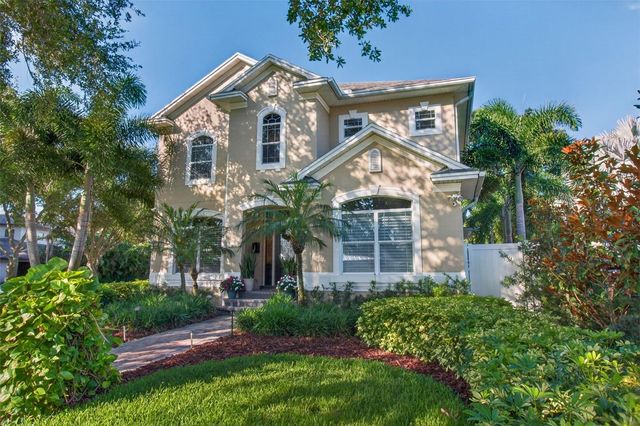 1298 SEVILLE LANE NE, St Petersburg, FL 33704