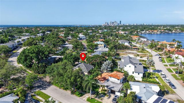 1298 SEVILLE LANE NE, St Petersburg, FL 33704