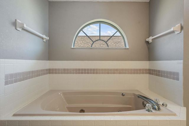 1091 TOURNAMENT DRIVE, Spring Hill, FL 34608