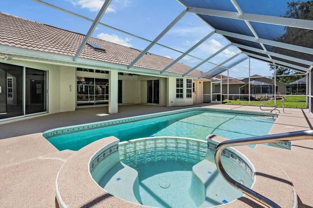 1091 TOURNAMENT DRIVE, Spring Hill, FL 34608