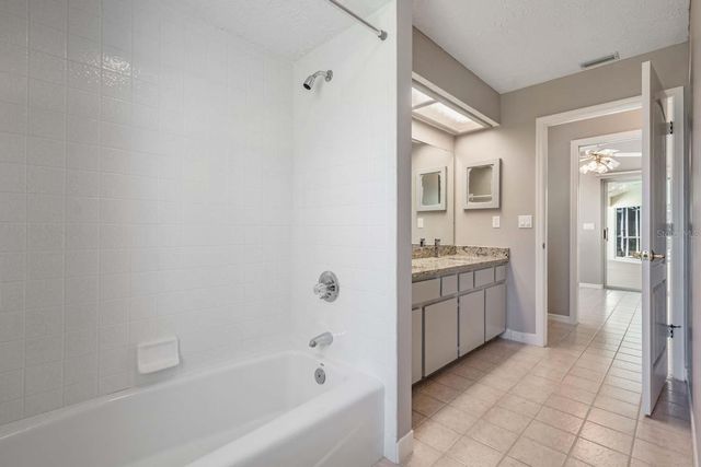 1091 TOURNAMENT DRIVE, Spring Hill, FL 34608