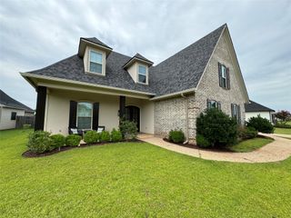 629 Dumaine Drive, Bossier City, LA 71111