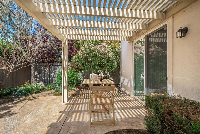 1801 Grey Owl Circle, Roseville, CA 95661