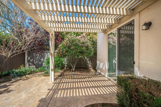 1801 Grey Owl Circle, Roseville, CA 95661