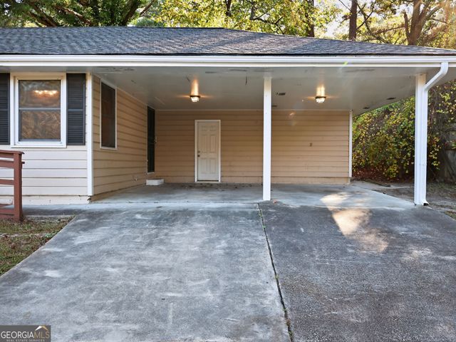 3888 Panthersville Road, Ellenwood, GA 30294