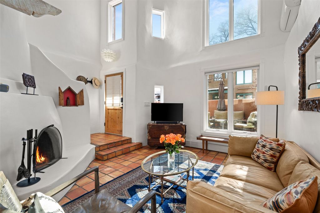 624 Galisteo 30, Santa Fe, NM 87505