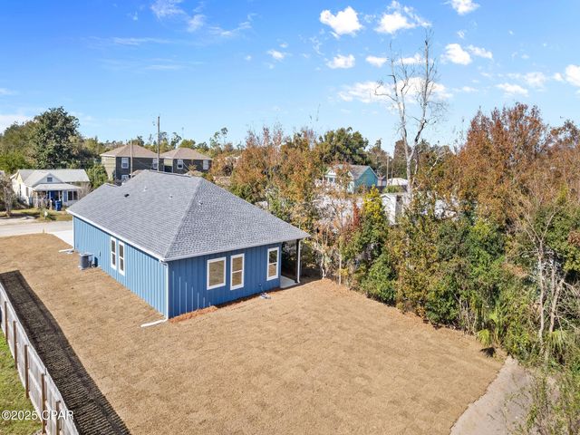 1712 Foster Avenue, Panama City, FL 32405