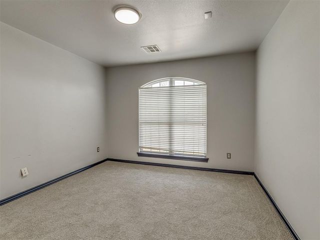 2200 Scissortail Landing Drive, Edmond, OK 73012