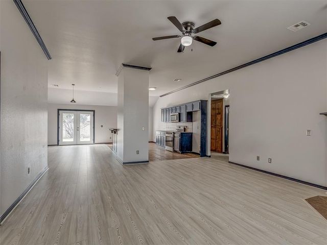 2200 Scissortail Landing Drive, Edmond, OK 73012