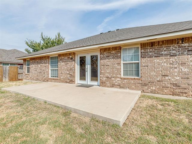 2200 Scissortail Landing Drive, Edmond, OK 73012