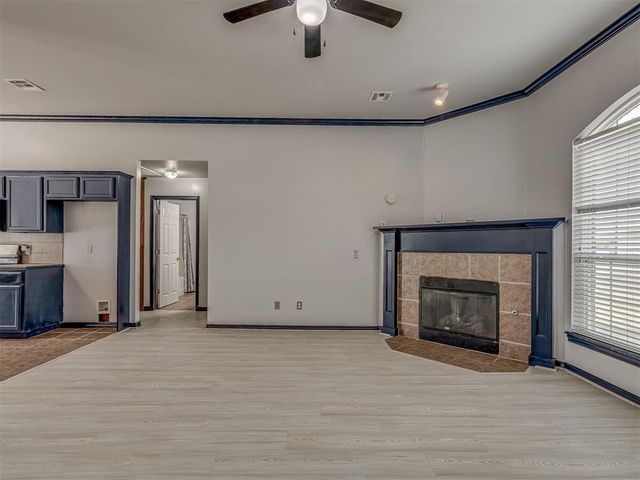 2200 Scissortail Landing Drive, Edmond, OK 73012
