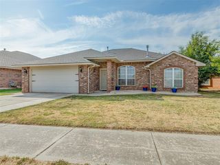 2200 Scissortail Landing Drive, Edmond, OK 73012