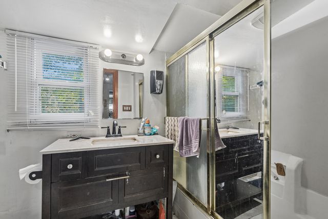 125 Sunnyside Avenue, Crystal Lake, IL 60014