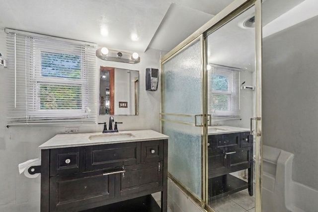 125 Sunnyside Avenue, Crystal Lake, IL 60014