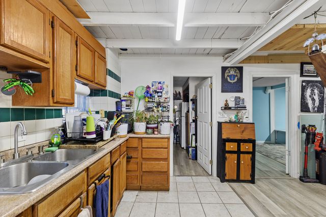 125 Sunnyside Avenue, Crystal Lake, IL 60014