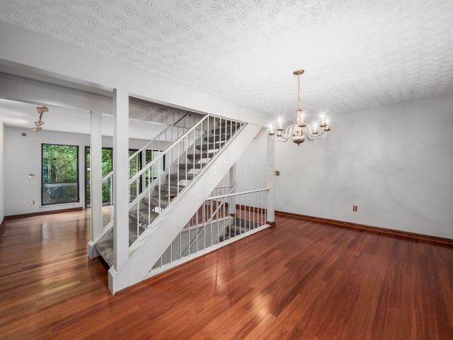 3132 Walden Ravines, Columbus, OH 43221