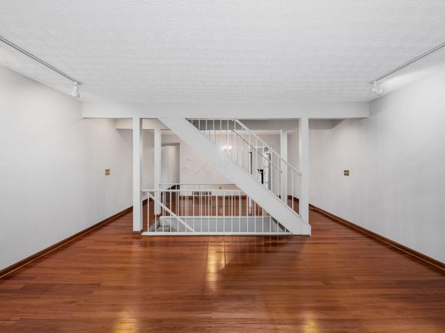 3132 Walden Ravines, Columbus, OH 43221