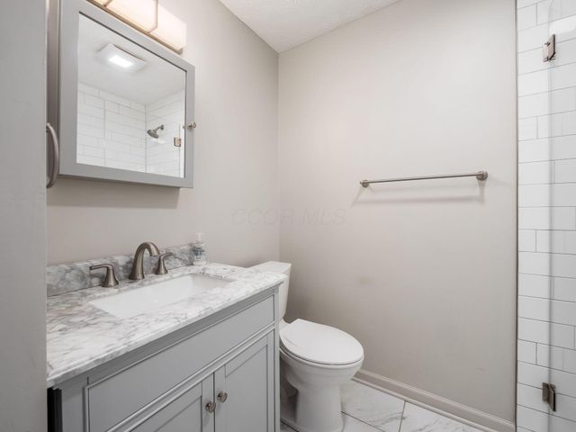 3132 Walden Ravines, Columbus, OH 43221