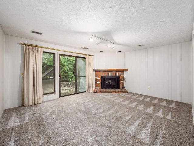 3132 Walden Ravines, Columbus, OH 43221