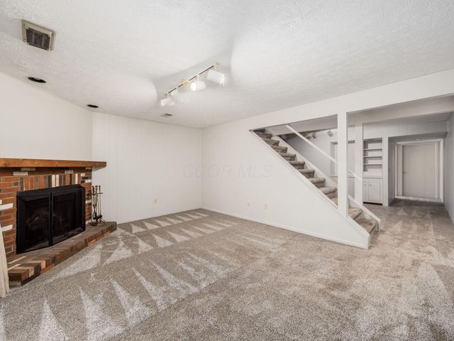 3132 Walden Ravines, Columbus, OH 43221