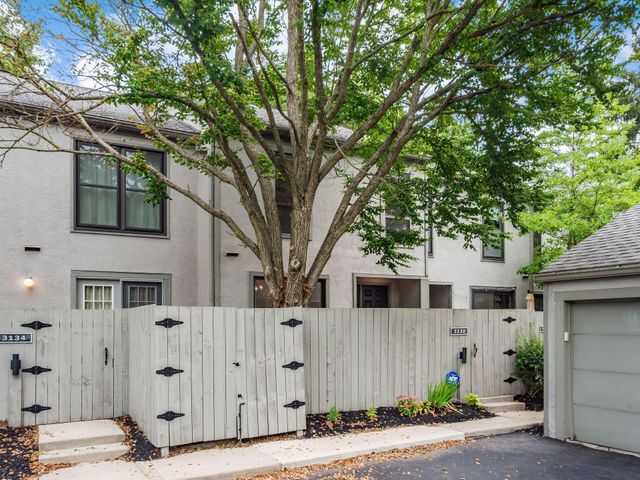3132 Walden Ravines, Columbus, OH 43221