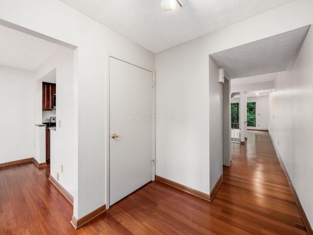 3132 Walden Ravines, Columbus, OH 43221