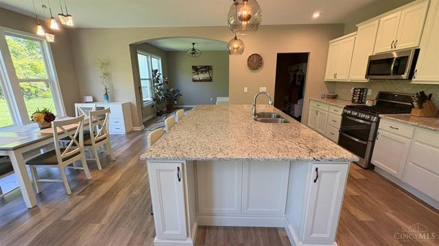 5724 Victoria Road, Deerfield Twp., OH 45040