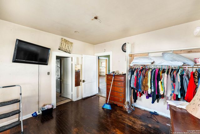 1123 Rigsby, San Antonio, TX 78210