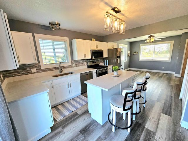 2454 Cambridge Way, Gladwin, MI 48624