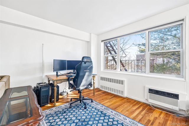 609 Palmer Road 5L, Yonkers, NY 10701