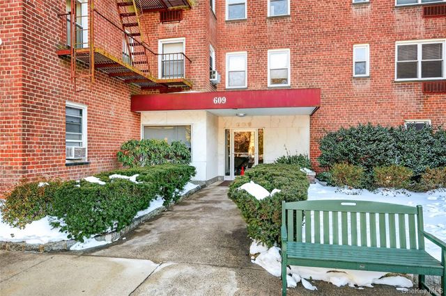 609 Palmer Road 5L, Yonkers, NY 10701