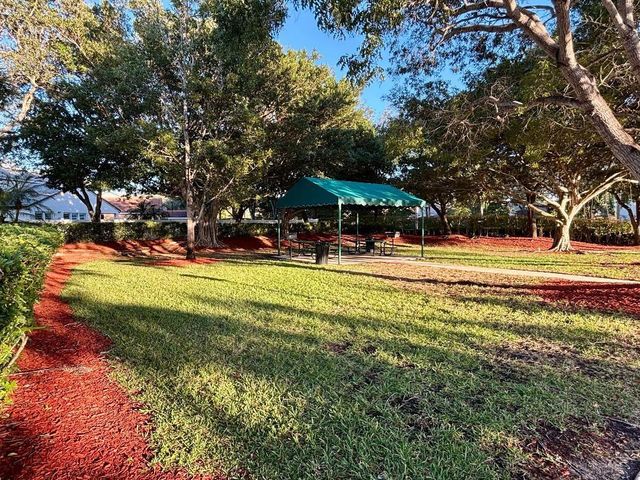 777 Stanton Drive, Weston, FL 33326