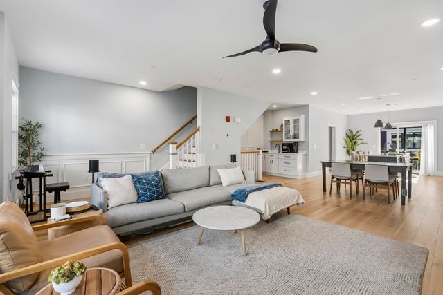 50 Cate St Unit 22, Portsmouth, NH 03801