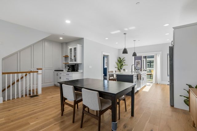 50 Cate St Unit 22, Portsmouth, NH 03801