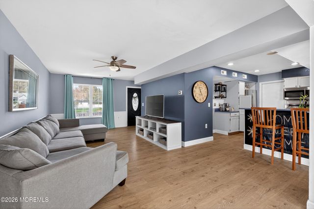 49 Sherrybrooke Drive, Howell, NJ 07731