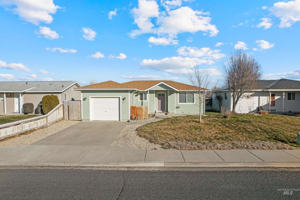 257 El Camino Ave, Twin Falls, ID 83301