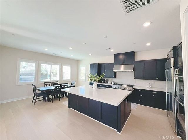 504 Cultivate, Irvine, CA 92618