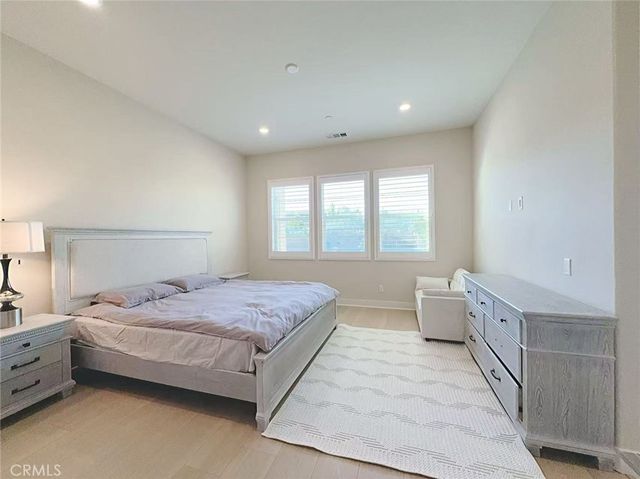 504 Cultivate, Irvine, CA 92618