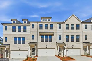 2843 Rosehall Way, Lawrenceville, GA 30043