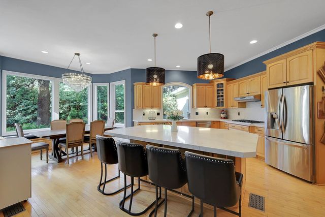5244 Fair Oaks Blvd, Carmichael, CA 95608