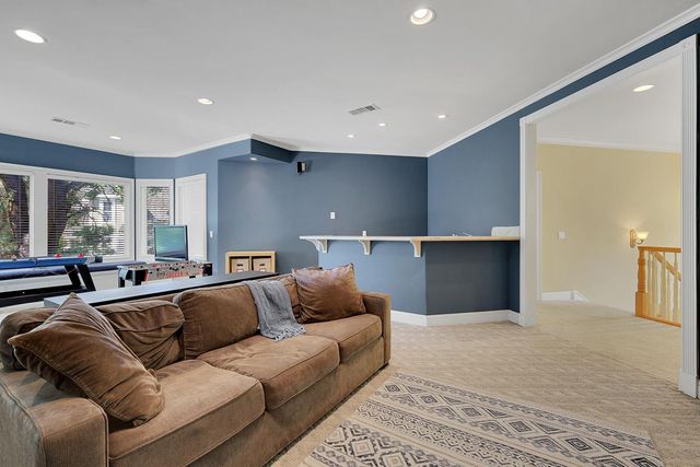 5244 Fair Oaks Blvd, Carmichael, CA 95608