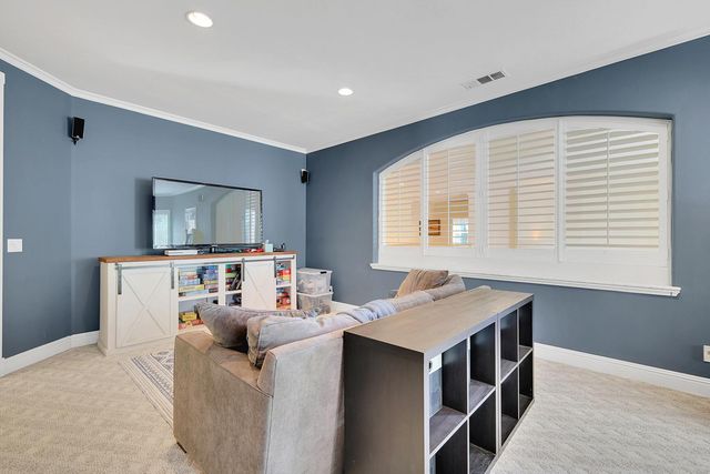 5244 Fair Oaks Blvd, Carmichael, CA 95608