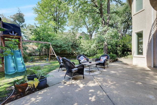 5244 Fair Oaks Blvd, Carmichael, CA 95608