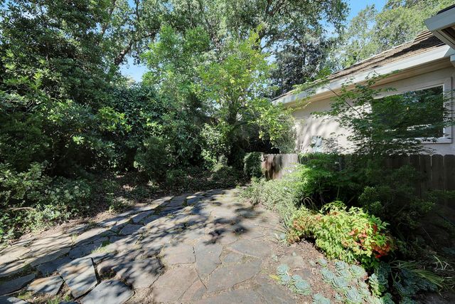5244 Fair Oaks Blvd, Carmichael, CA 95608