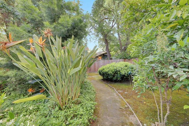 5244 Fair Oaks Blvd, Carmichael, CA 95608