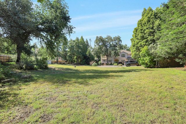 5244 Fair Oaks Blvd, Carmichael, CA 95608