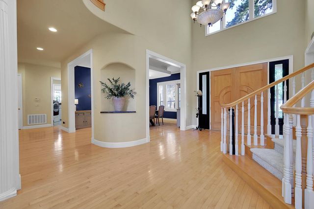 5244 Fair Oaks Blvd, Carmichael, CA 95608