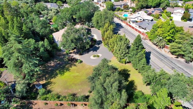 5244 Fair Oaks Blvd, Carmichael, CA 95608